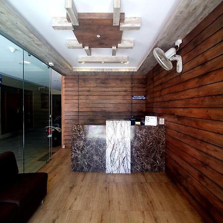 Veekay Residency Otel Bangalore Dış mekan fotoğraf