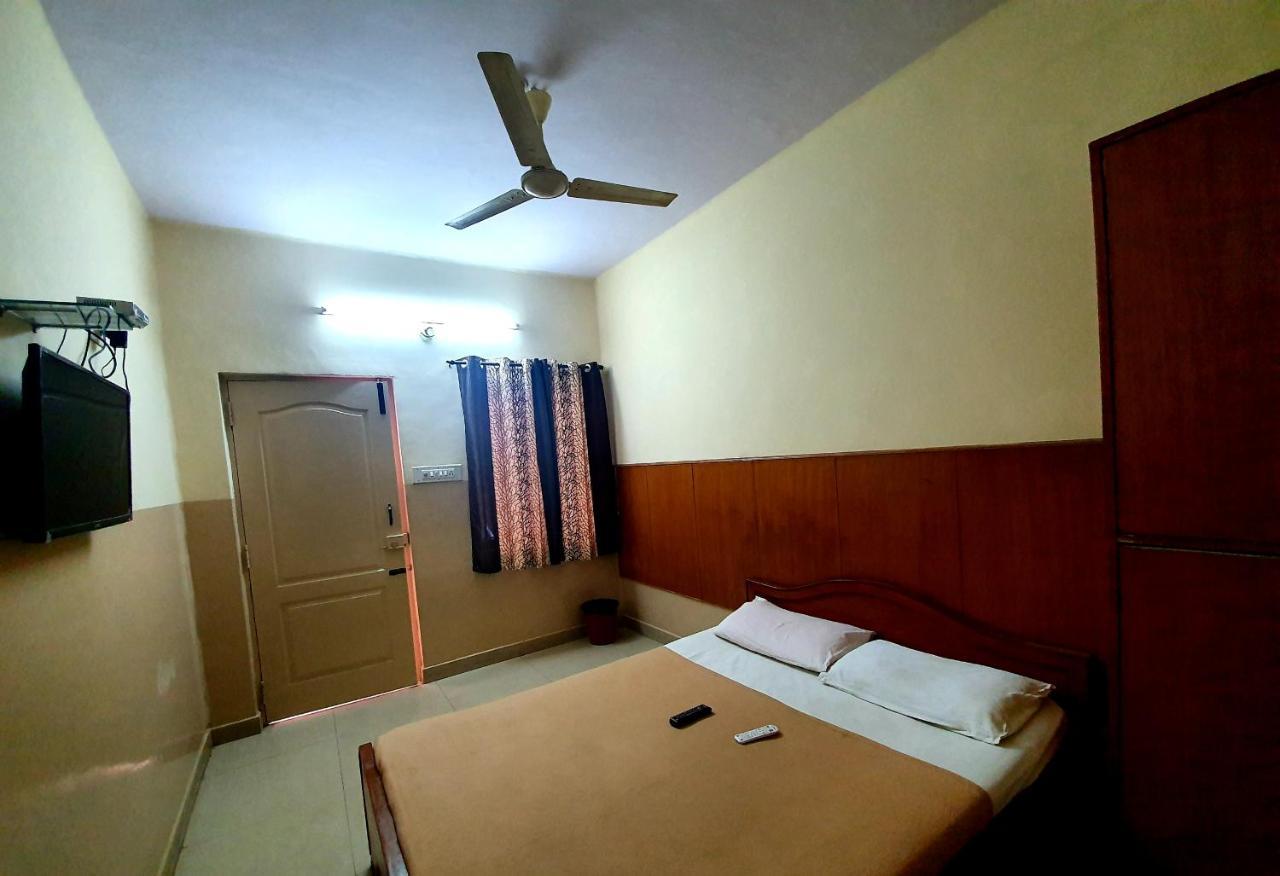 Veekay Residency Otel Bangalore Dış mekan fotoğraf
